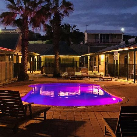 Bay Lodge Denham Luaran gambar