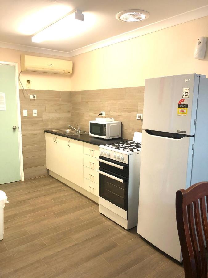 Bay Lodge Denham Luaran gambar